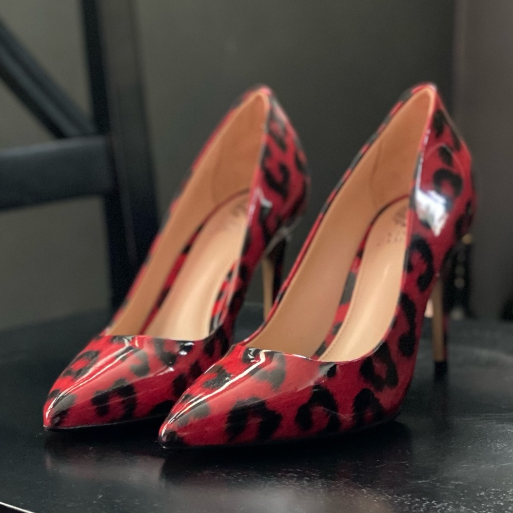 Vince Camuto Treesha Pumps